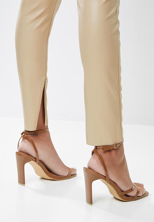 Missguided - Faux leather legging split hem - stone