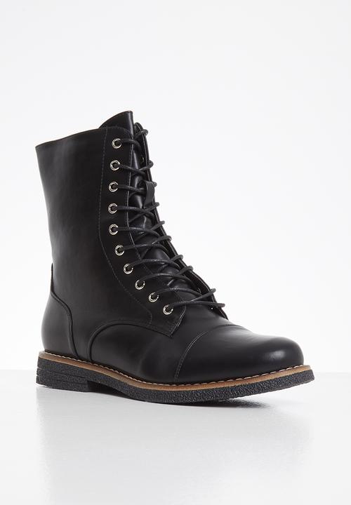 Butterfly Feet - Denny combat boot - black