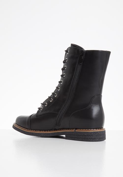Butterfly Feet - Denny combat boot - black