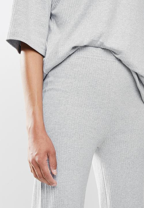 Missguided - Co ord ribbed tee and wide leg set - grey