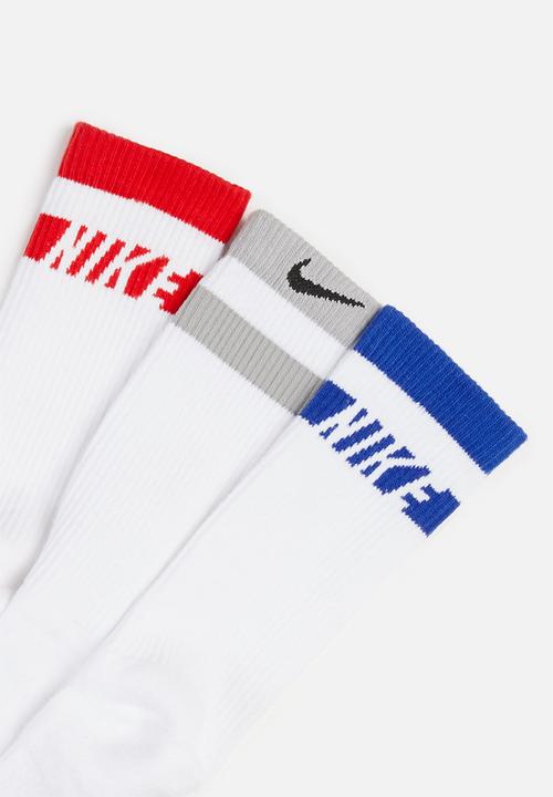 Nike - 3-pack Nike court multiplier cushioned - white