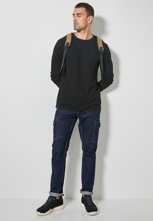 Superbalist - Dylan long sleeve textured pocket tee - black