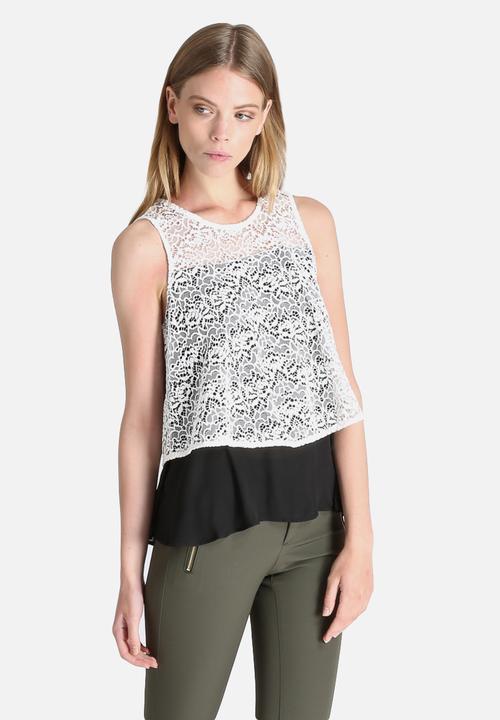 Vero Moda - Celli Lace Party Top