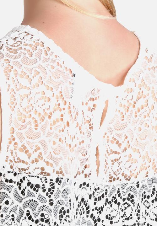 Vero Moda - Celli Lace Party Top