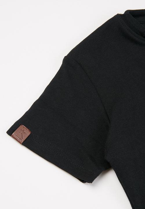 SOVIET - Hull short sleeve V-neck muscle tee  - black