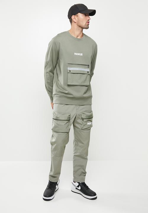 Nike - Nsw city made flc crew - olive