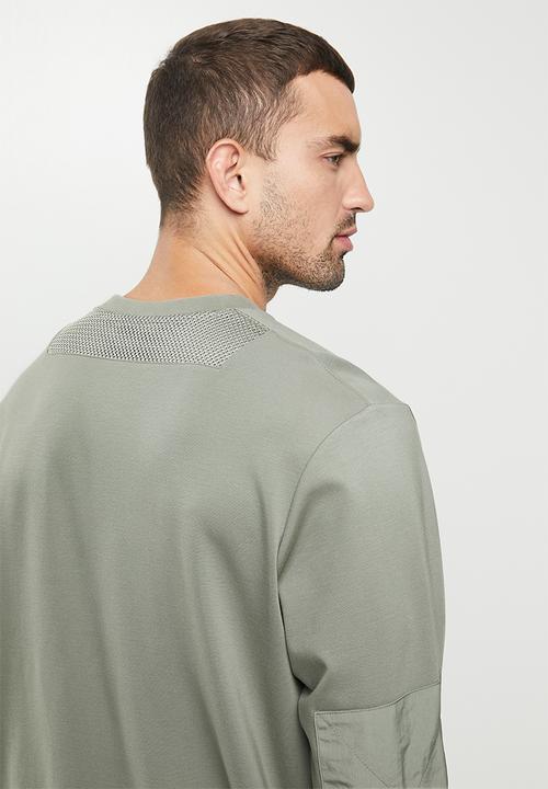 Nike - Nsw city made flc crew - olive