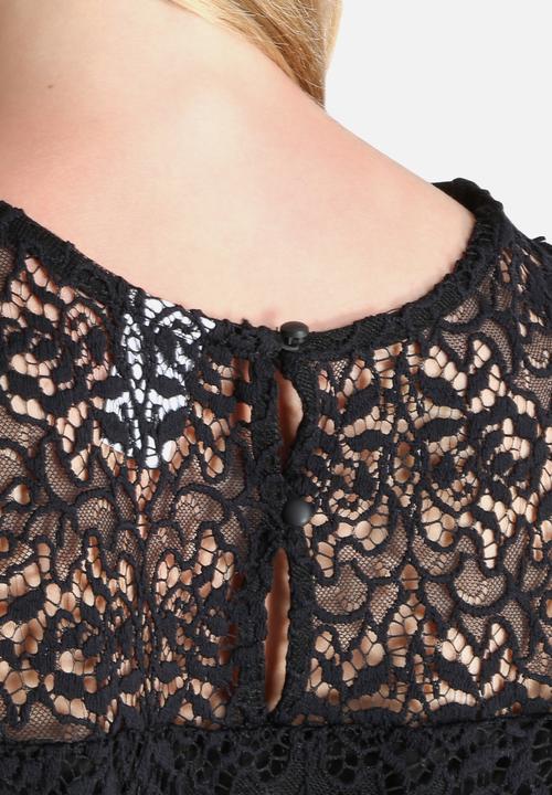 Vero Moda - Celli Lace Party Top 