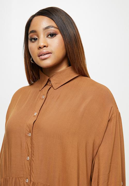 edit Plus - Tiered shirt dress - tan