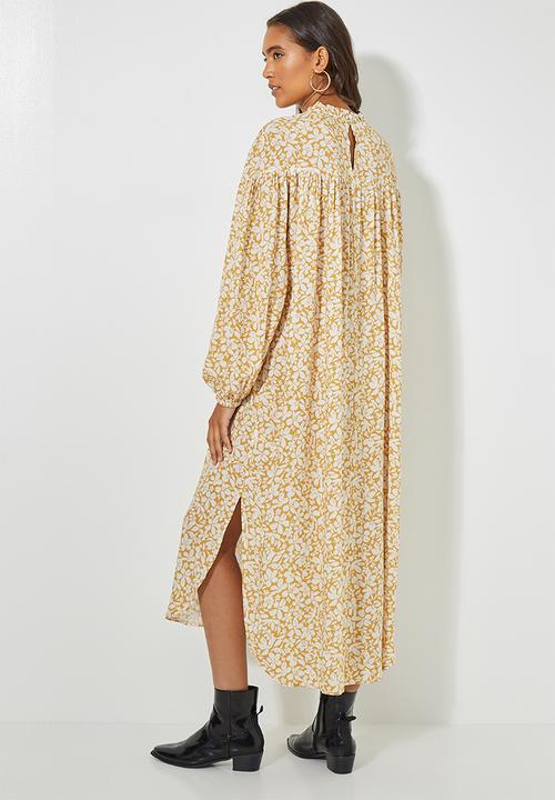 Superbalist - Empire cutline curved hem dress - yellow & neutral 