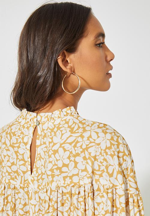 Superbalist - Empire cutline curved hem dress - yellow & neutral 