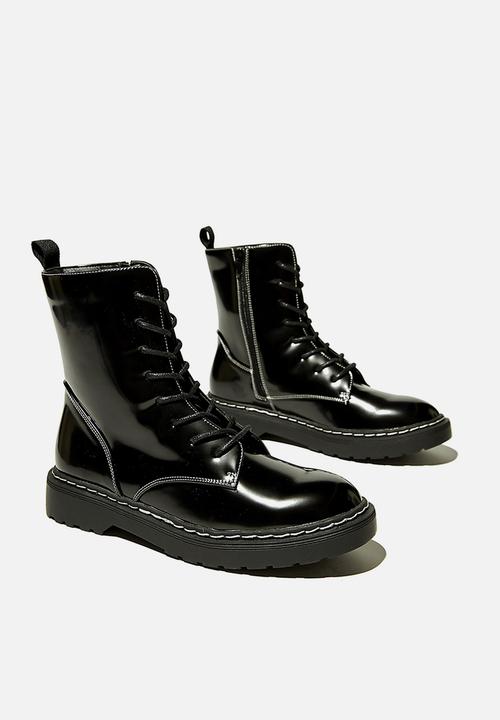 Cotton On - Freda combat lace up boot - black