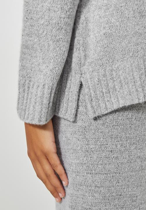 Superbalist - Soft touch funnel neck - grey 