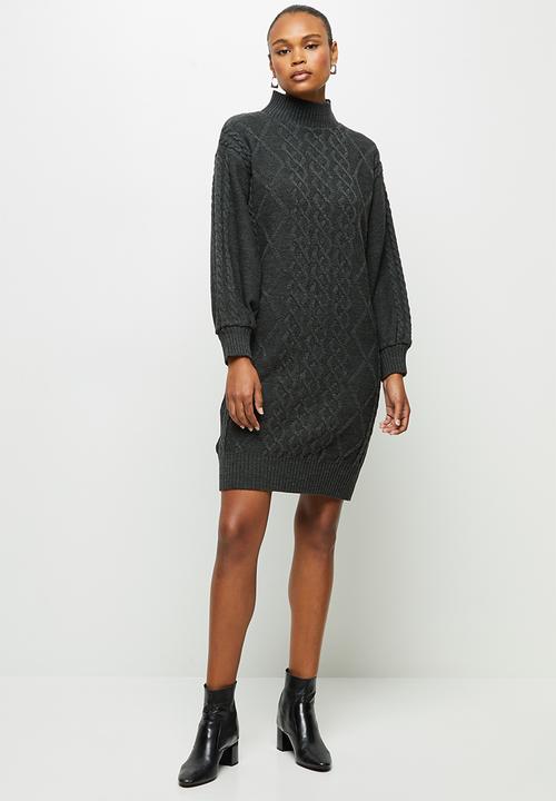 edit - Cable stitch balloon sleeve tunic - charcoal 