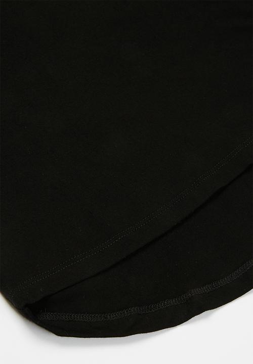 GUESS - Girls guess tee with pocket - black
