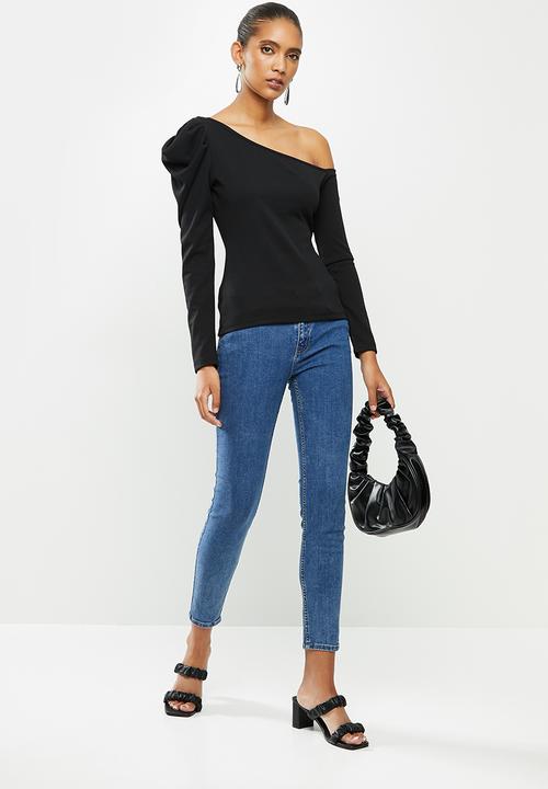 VELVET - Asymmetric carrot sleeve crepe knit top - black