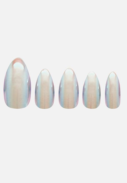 W7 Cosmetics - Glamorous Nails - Silver Lining