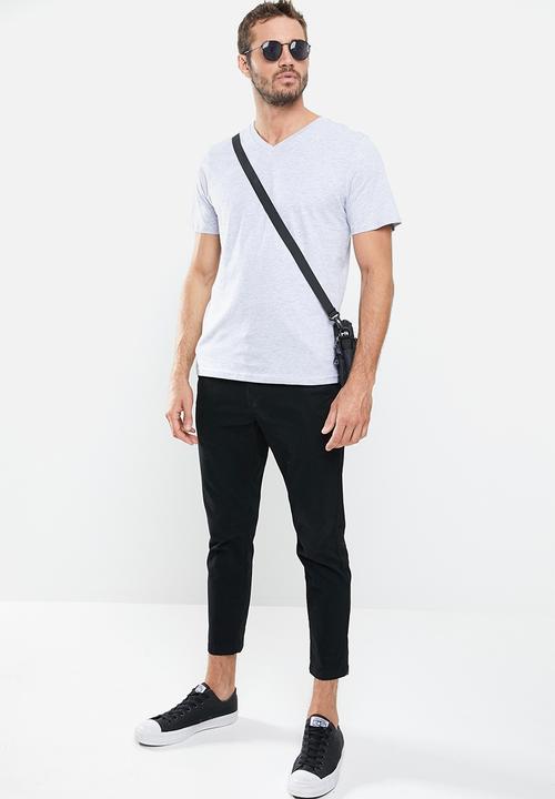 Cotton On - Mens essential vee neck tee 3 pack - multi 