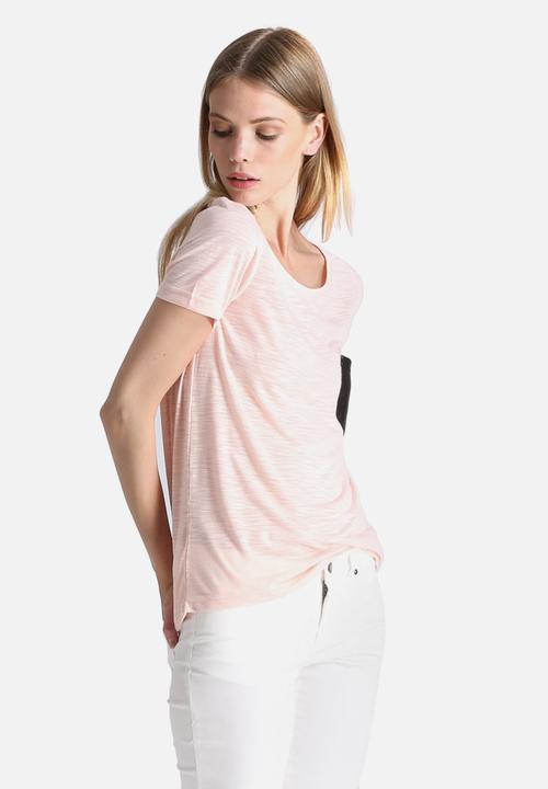 Noisy May - Milma Tee