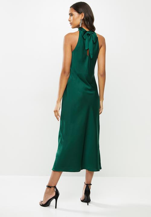 MILLA - Satin halter slip midi dress - emerald 