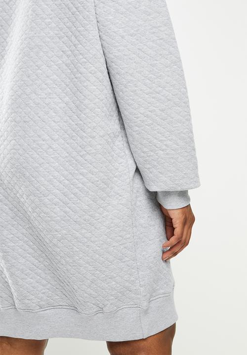 Missguided - Plus size quilted sweater dress - grey