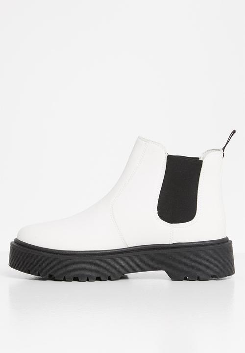 Superbalist - Leah chelsea boot - white