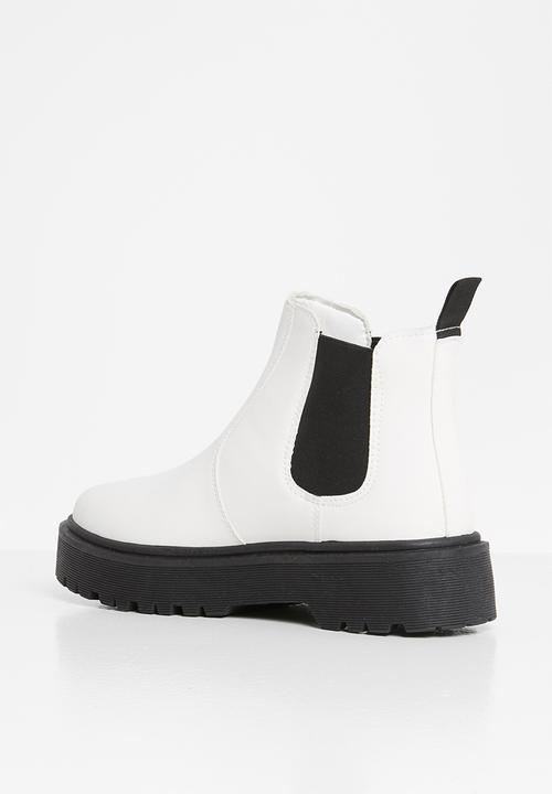 Superbalist - Leah chelsea boot - white