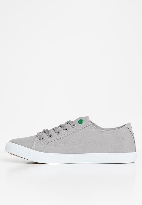 Superbalist - Jake lace-up sneaker - grey & white