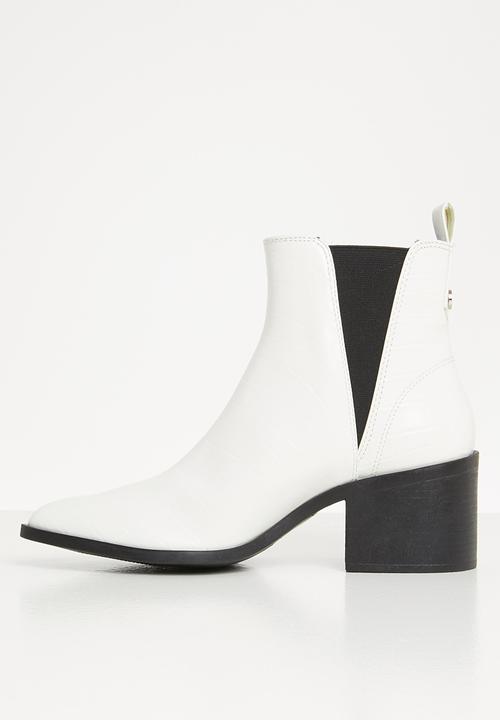 Steve Madden - Audience ankle boot - white
