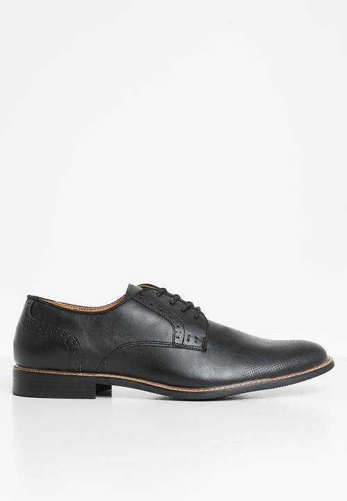 Call It Spring - Sacken - black