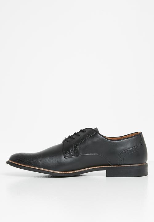 Call It Spring - Sacken - black