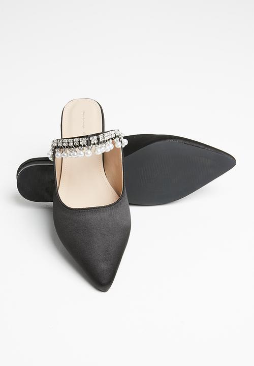 SISSY BOY - Pearl around mule - black