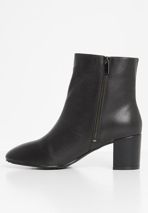 POLO - Amber leather heeled ankle boot - black