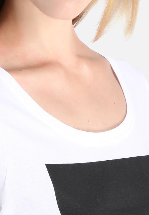 Noisy May - Anoton Tee