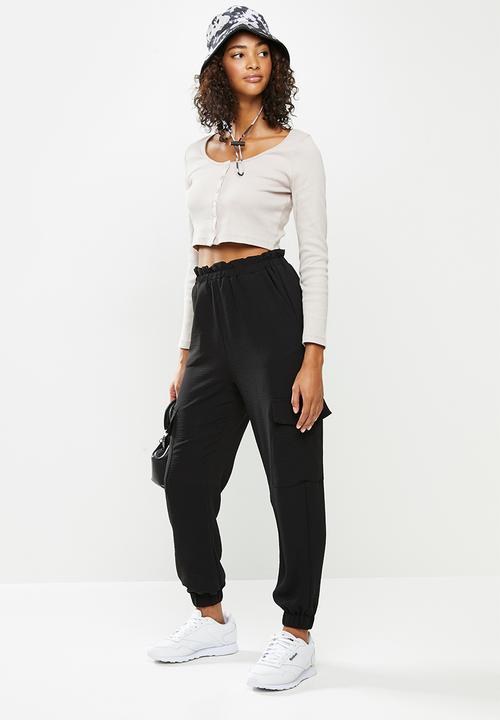 Blake - Cargo paperbag pant - black