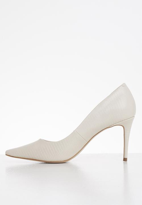 Steve Madden - Lorean court - bone lizard
