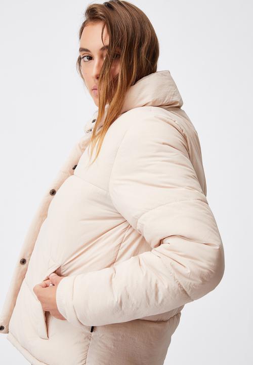 Cotton On - The recycled mother puffer - creme brulee