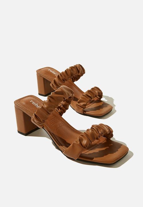 Cotton On - Abbie scrunchie heel - tan pu