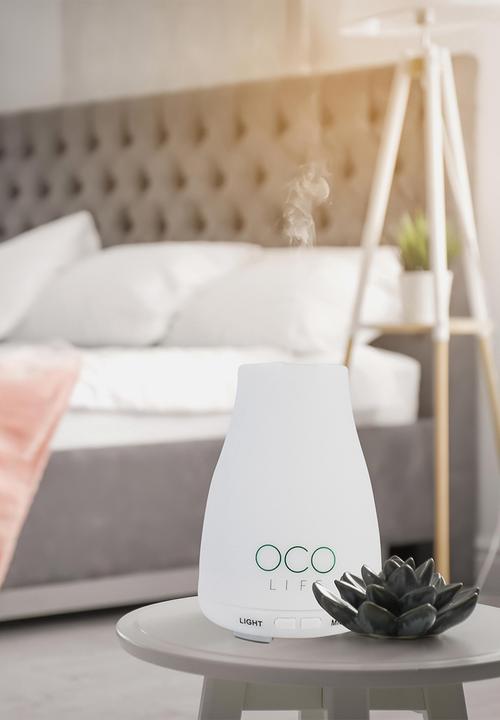 OCO Life  - Small - White Diffuser with 2 Oils Breathe & Reawaken