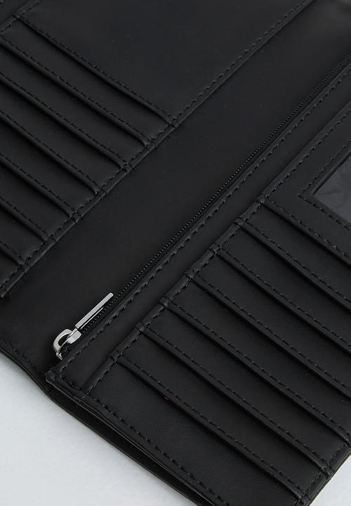GUESS - Scheana slg multi clutch - black