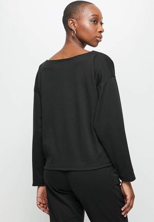 edit - Slashneck boxy tee - black