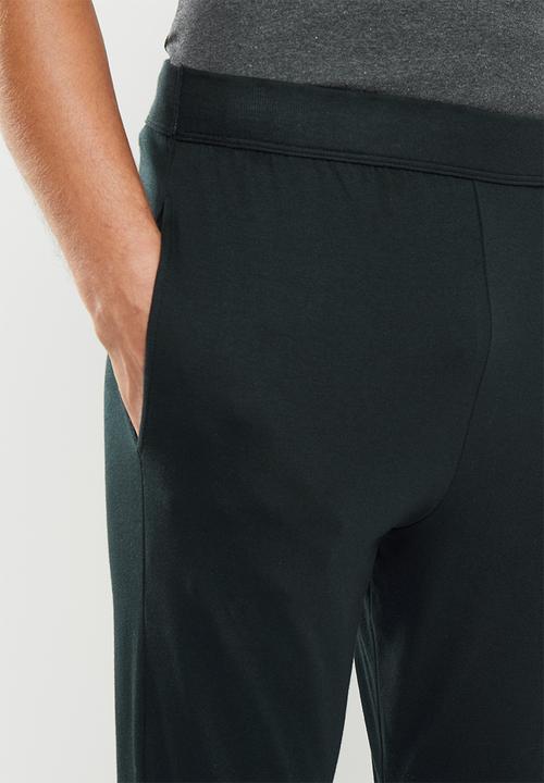 Jockey - 1 Pack plain 3/4 casual sports pants - black
