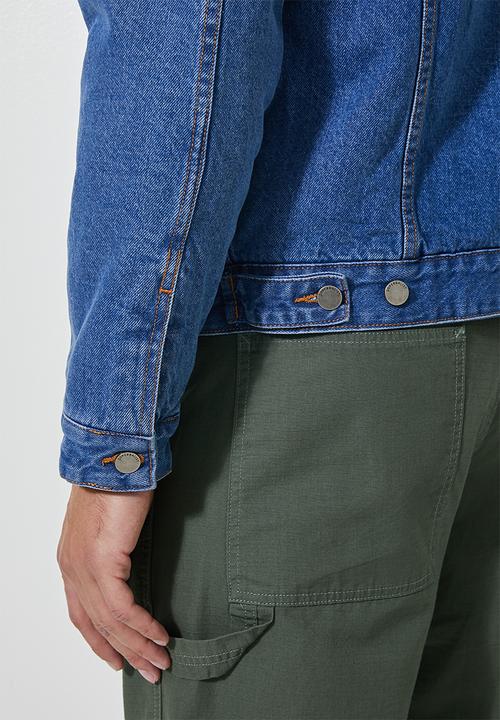 Superbalist - San Fran sherpa lined denim trucker jacket - mid wash blue