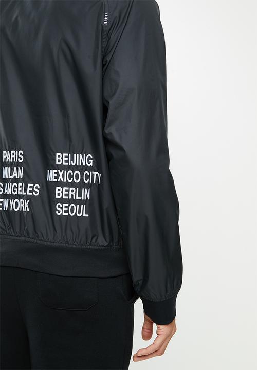 Nike - Nsw wvn jkt wtour - black & white