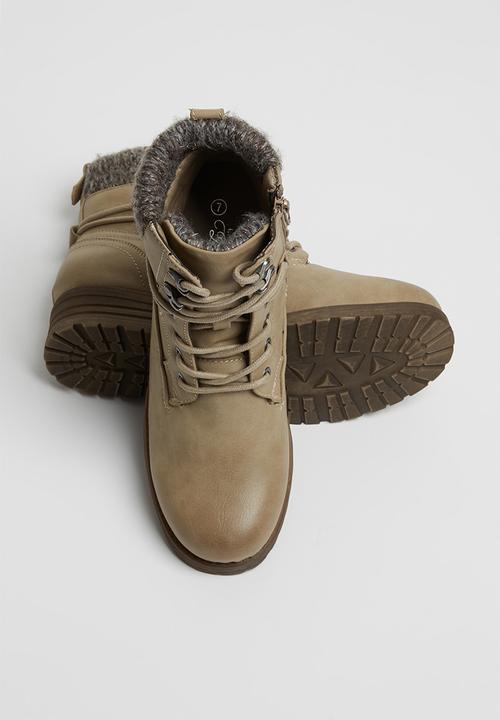 Miss Black - Jag 2 hiking boot - beige