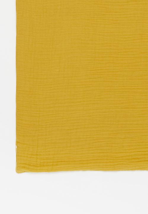 Baby Star - Double layer muslin swaddle - mustard