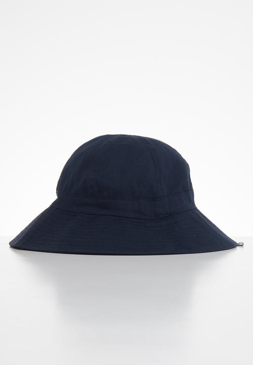 Superbalist - Reversible bucket hat - black & navy