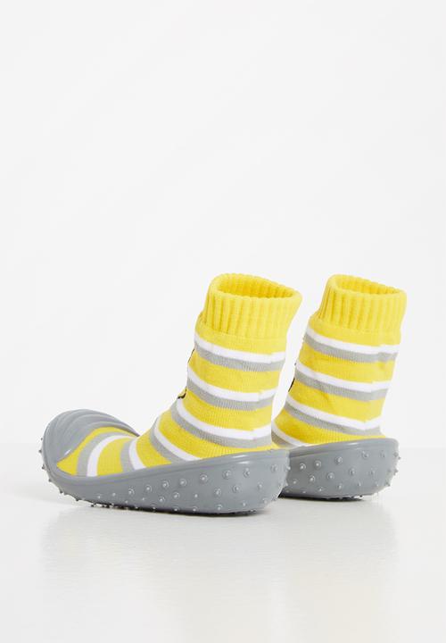 Character Group - Winnie the pooh rubber socks - yellow