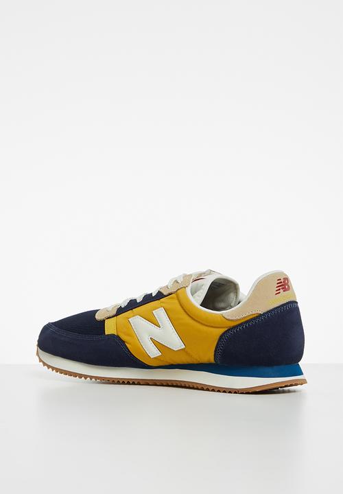 New Balance  - 720 - team red 