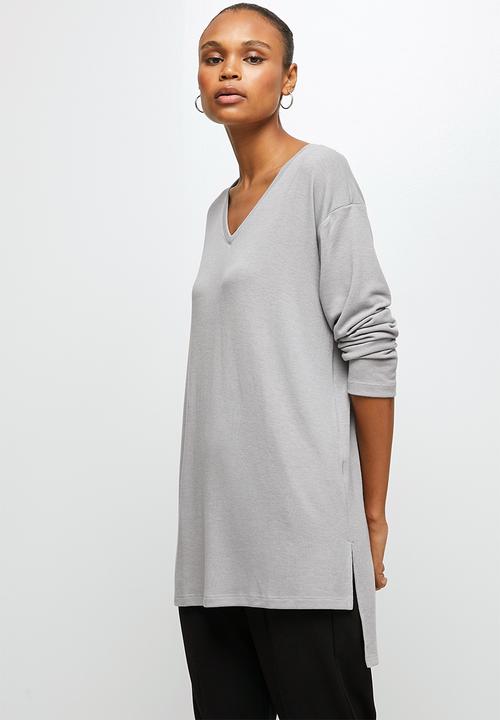 edit - Longline cut & sew top - grey